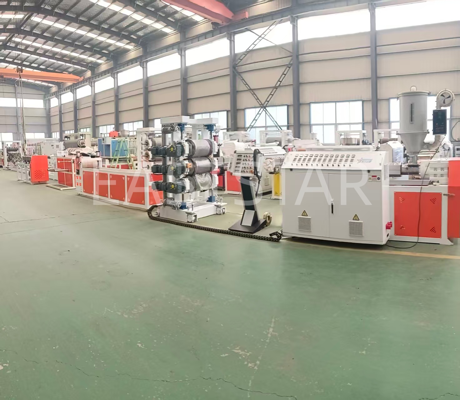 EASTSTR fremmer POK-arkproduksjon med innovativ høyytelses ekstruderingslinje