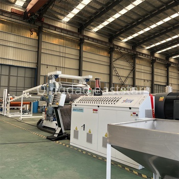 Hvordan sikrer en produksjonslinje for vanntett membran av TPE-SBS stabil produksjon av vanntettingsmaterialer for bygninger?