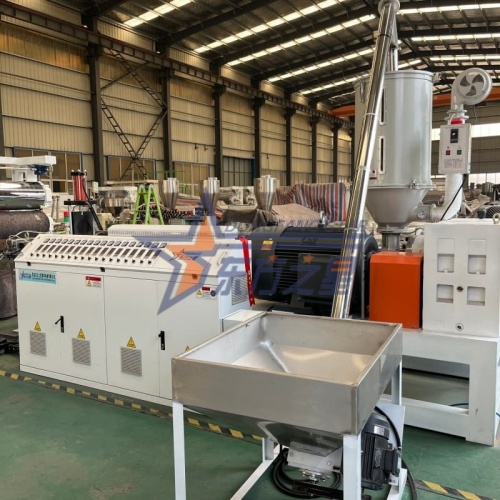 Fra pellets til perfekt grep: TPE Anti-slip Mat Produksjonslinje