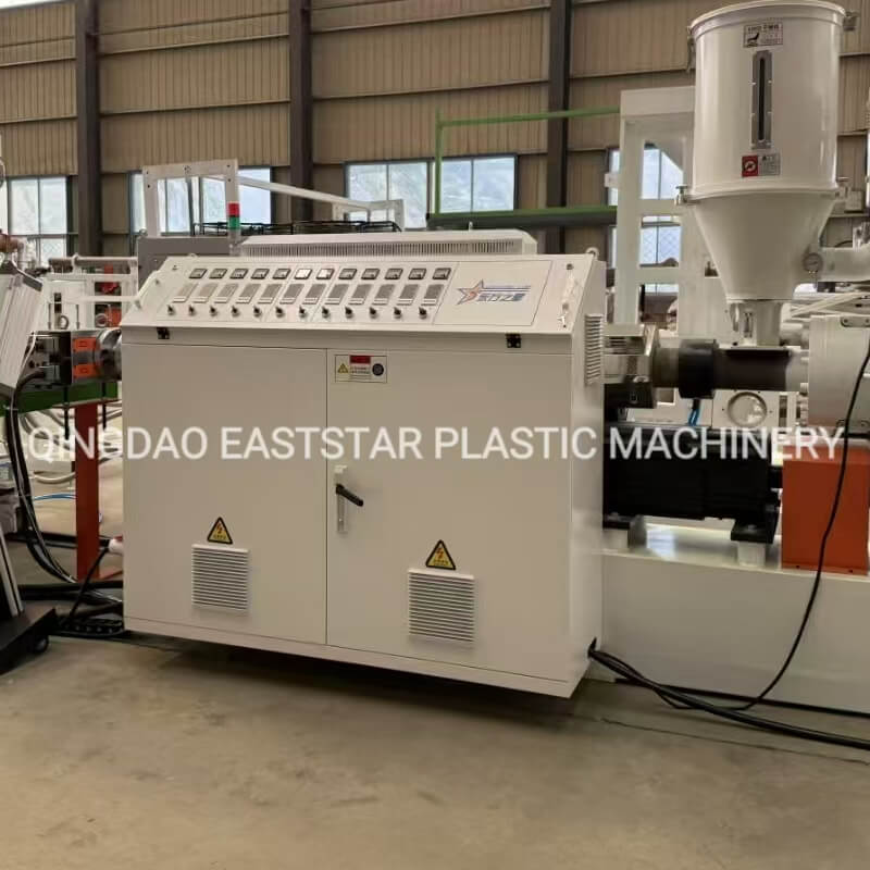 En-av-to PVC-profil produksjonslinje for husdyravl